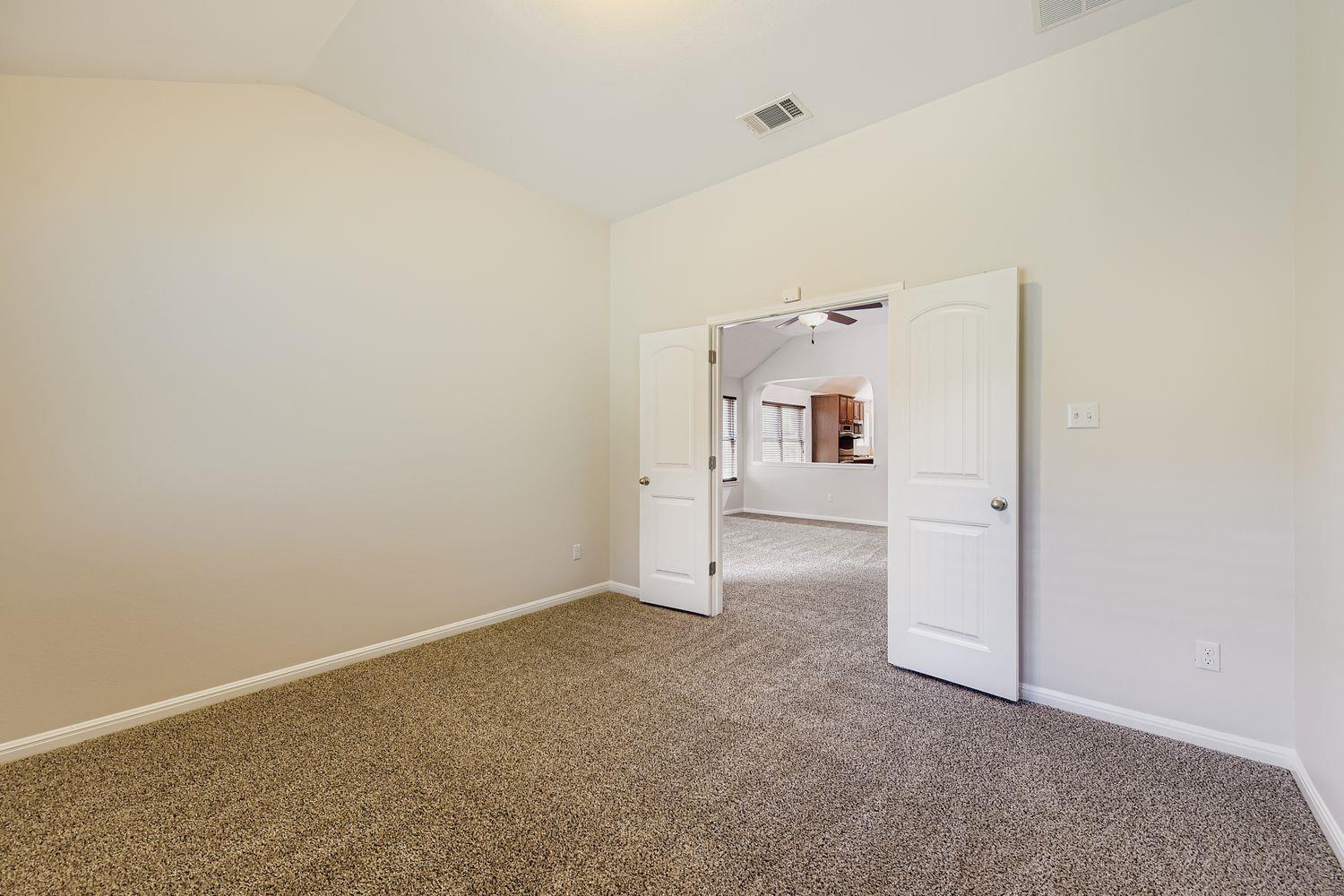 1909 Tranquility Ln Property Photo 13