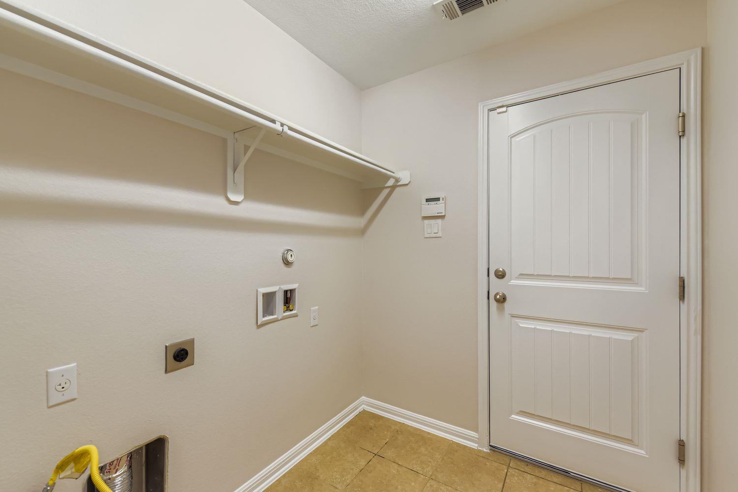 1909 Tranquility Ln Property Photo 22