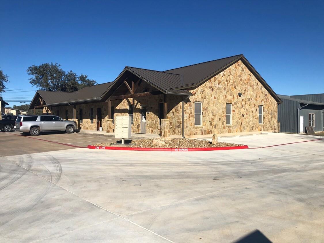 701 Hwy 290 None W #103 Property Photo 2