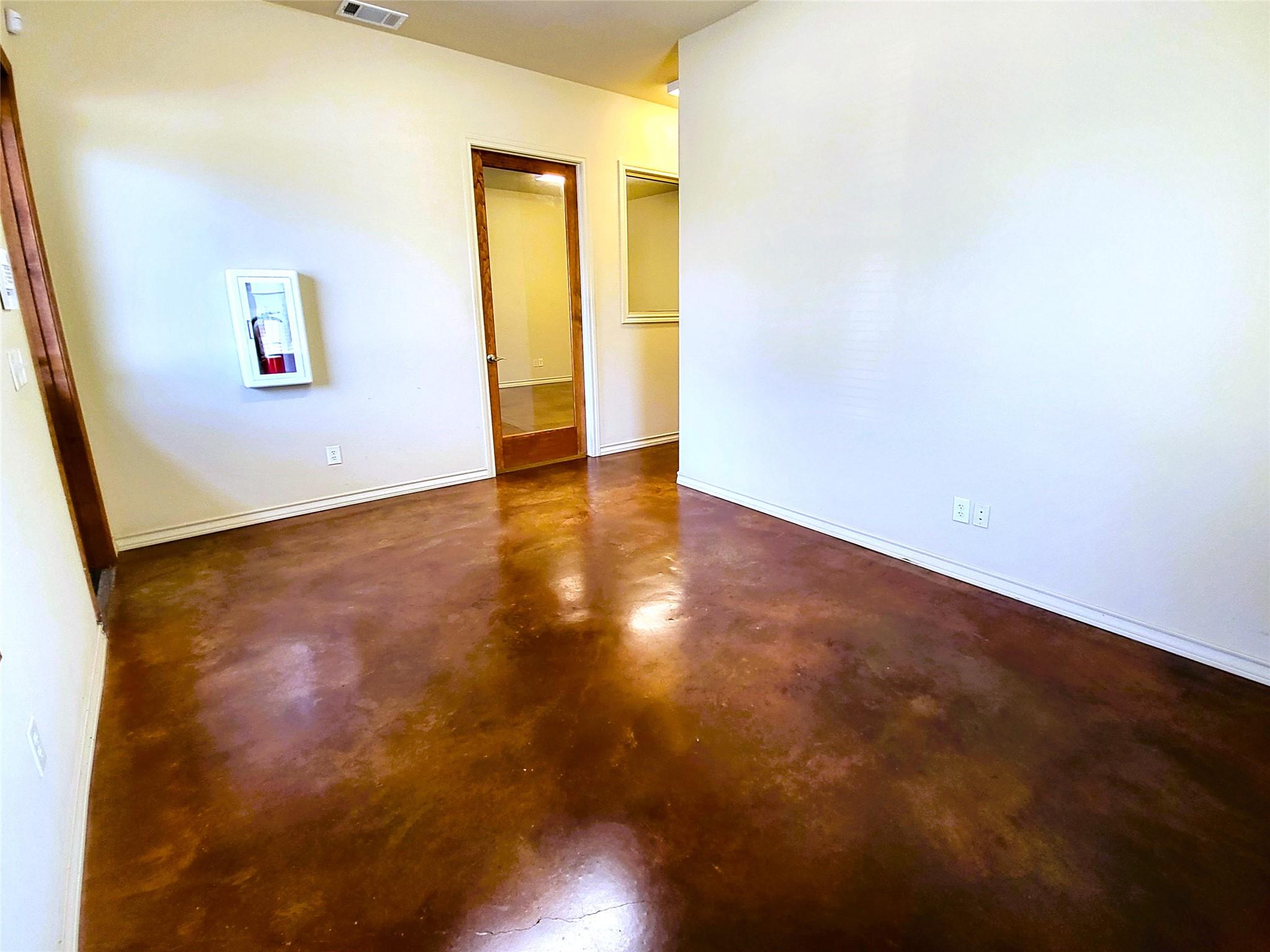 701 Hwy 290 None W #103 Property Photo 6