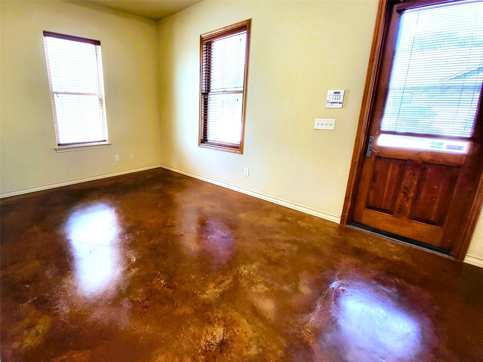 701 Hwy 290 None W #103 Property Photo 15