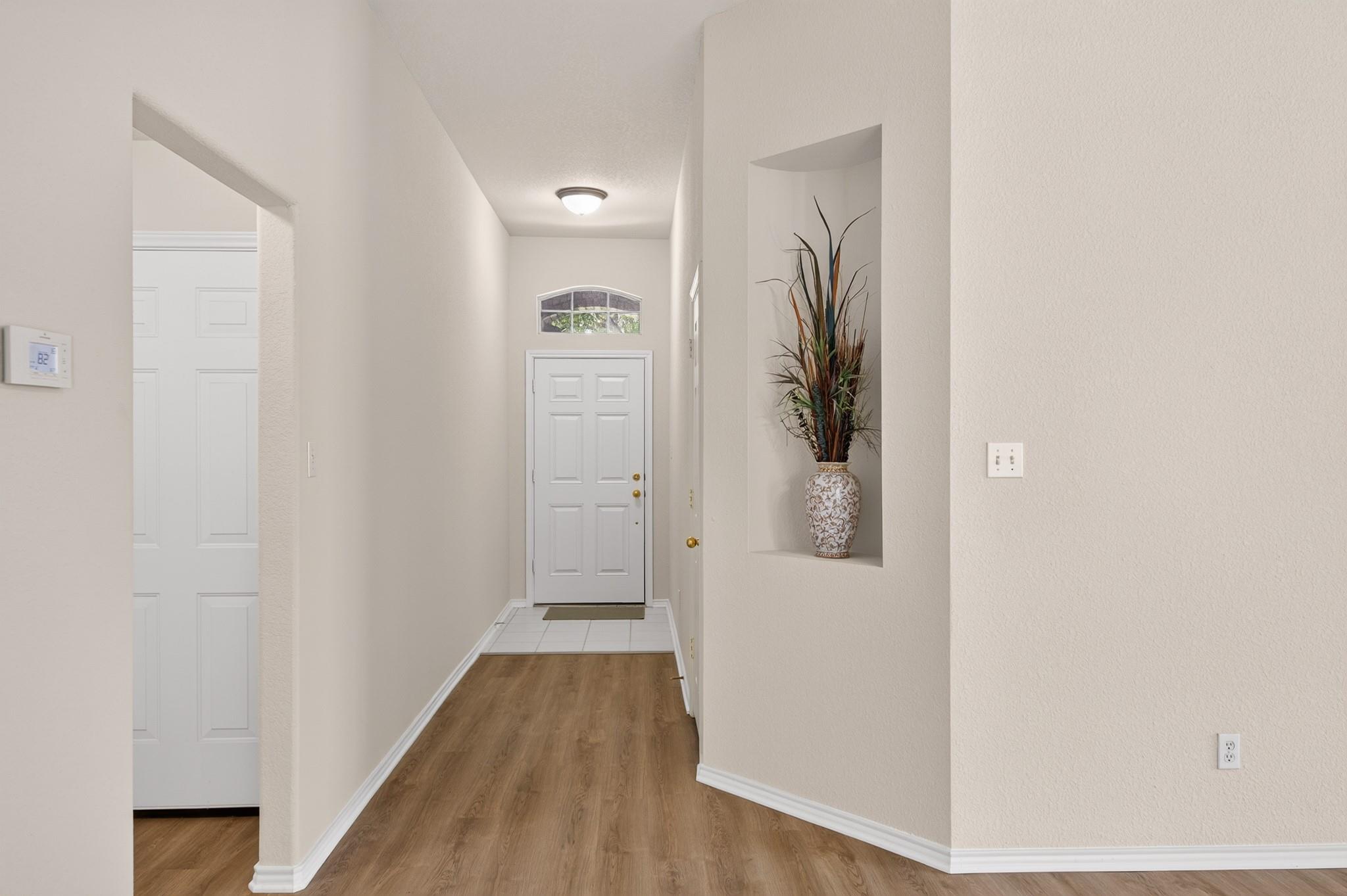 1604 Prickly Pear St Property Photo 4