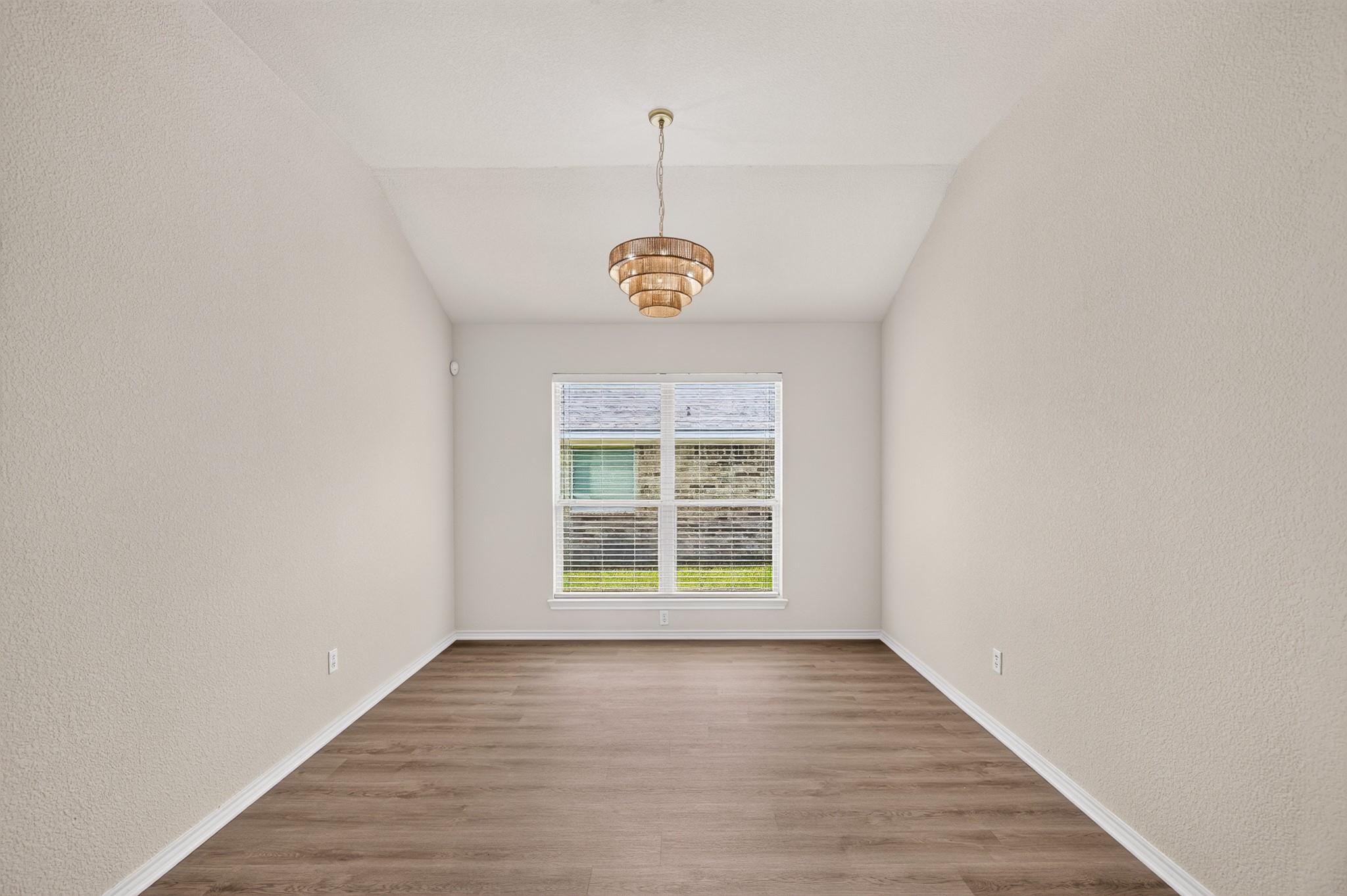 1604 Prickly Pear St Property Photo 6