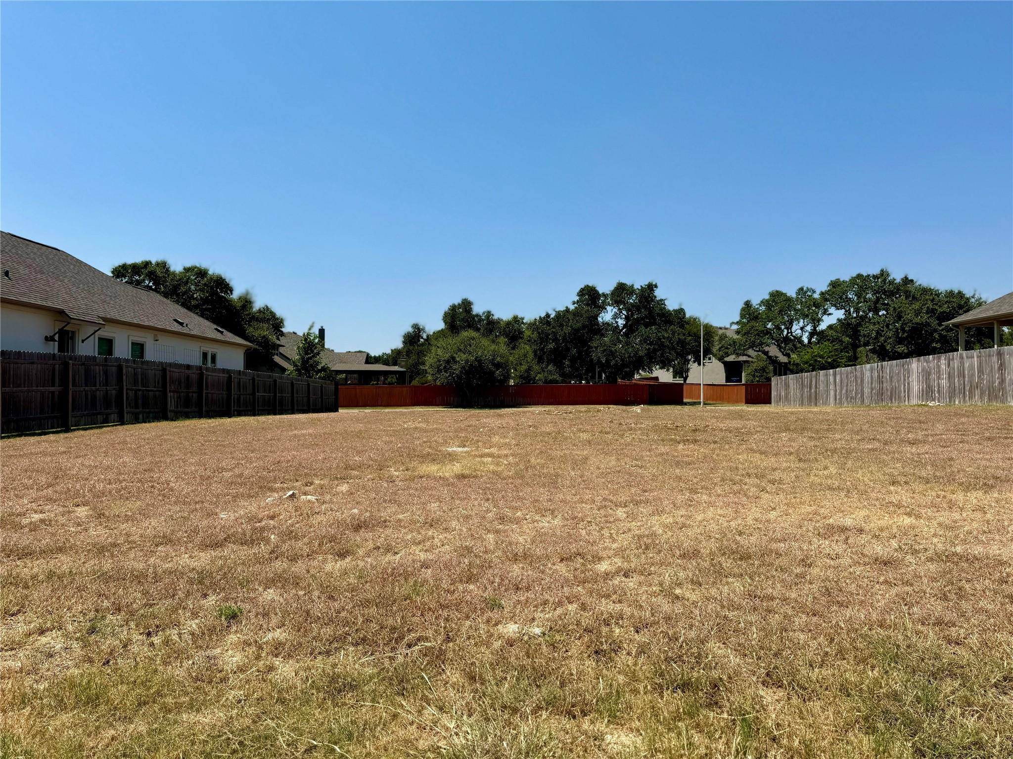 307 Axis Loop Property Photo 3