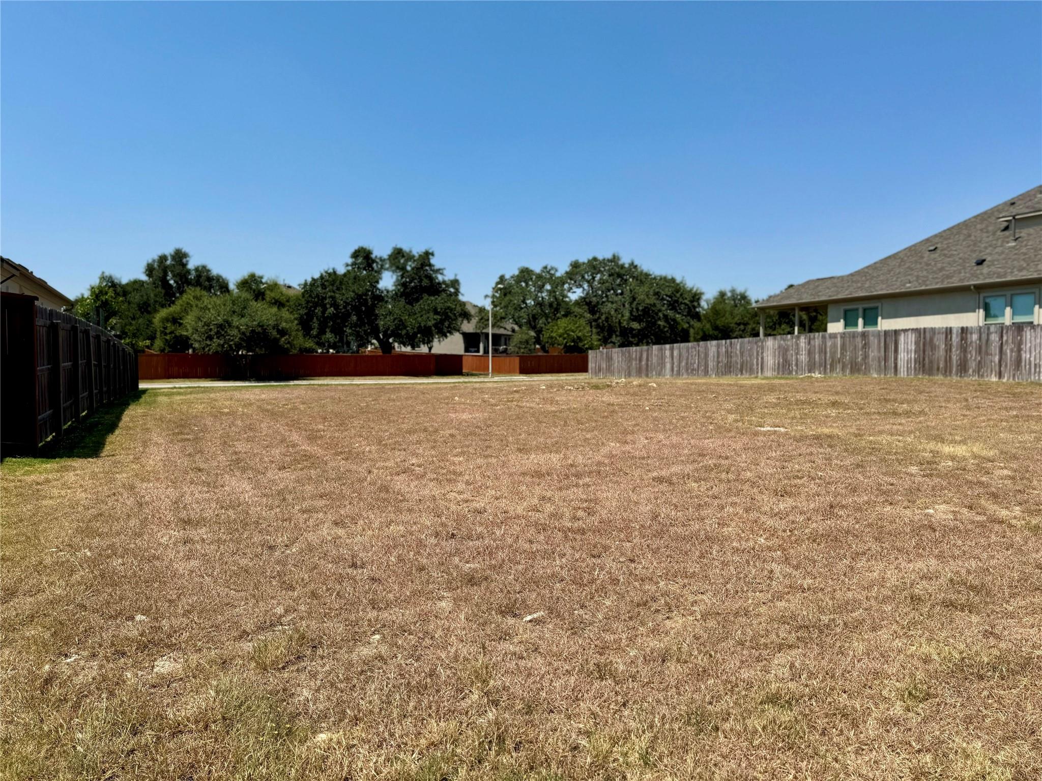 307 Axis Loop Property Photo 6