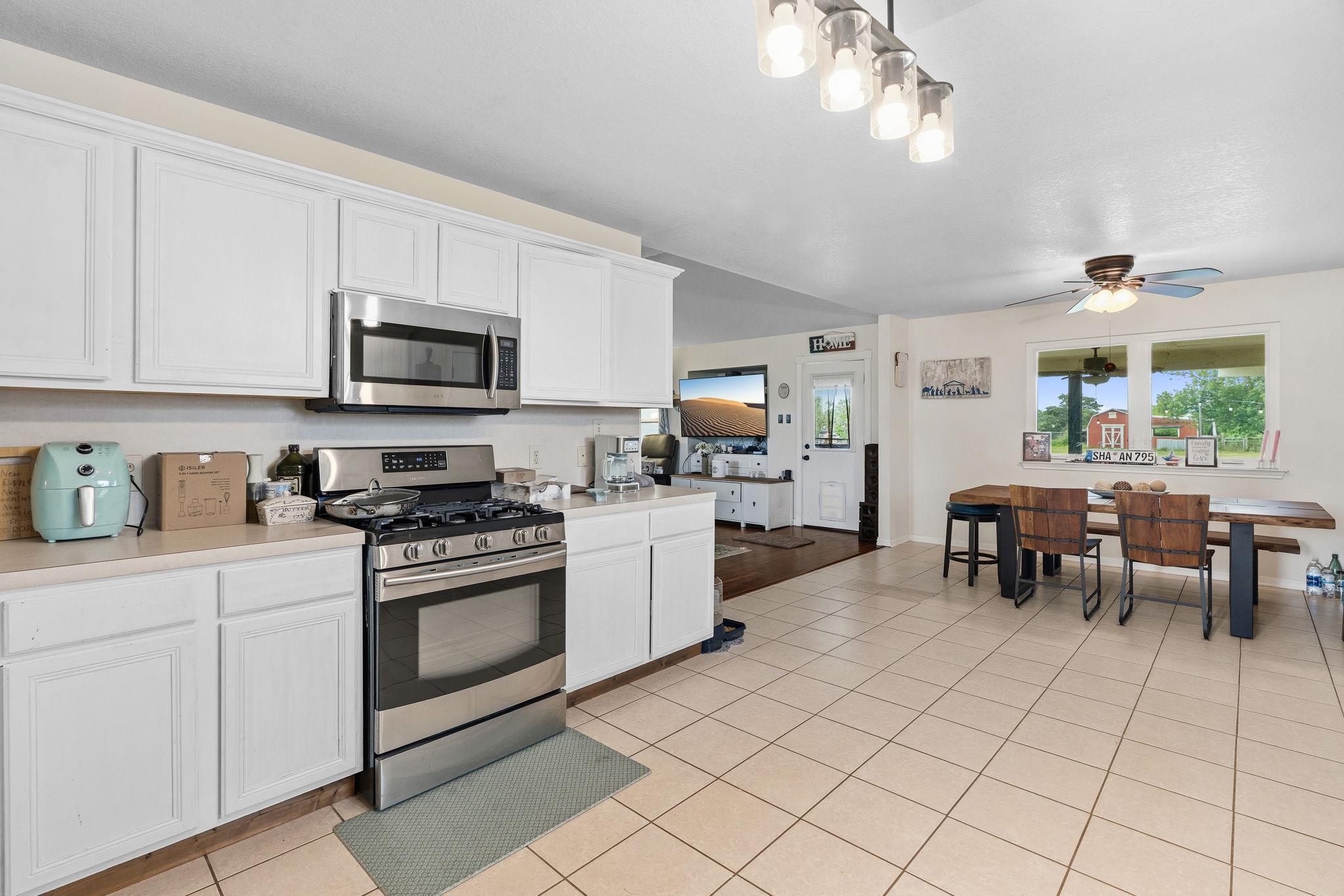 2050 County Road 129 None Property Photo 14