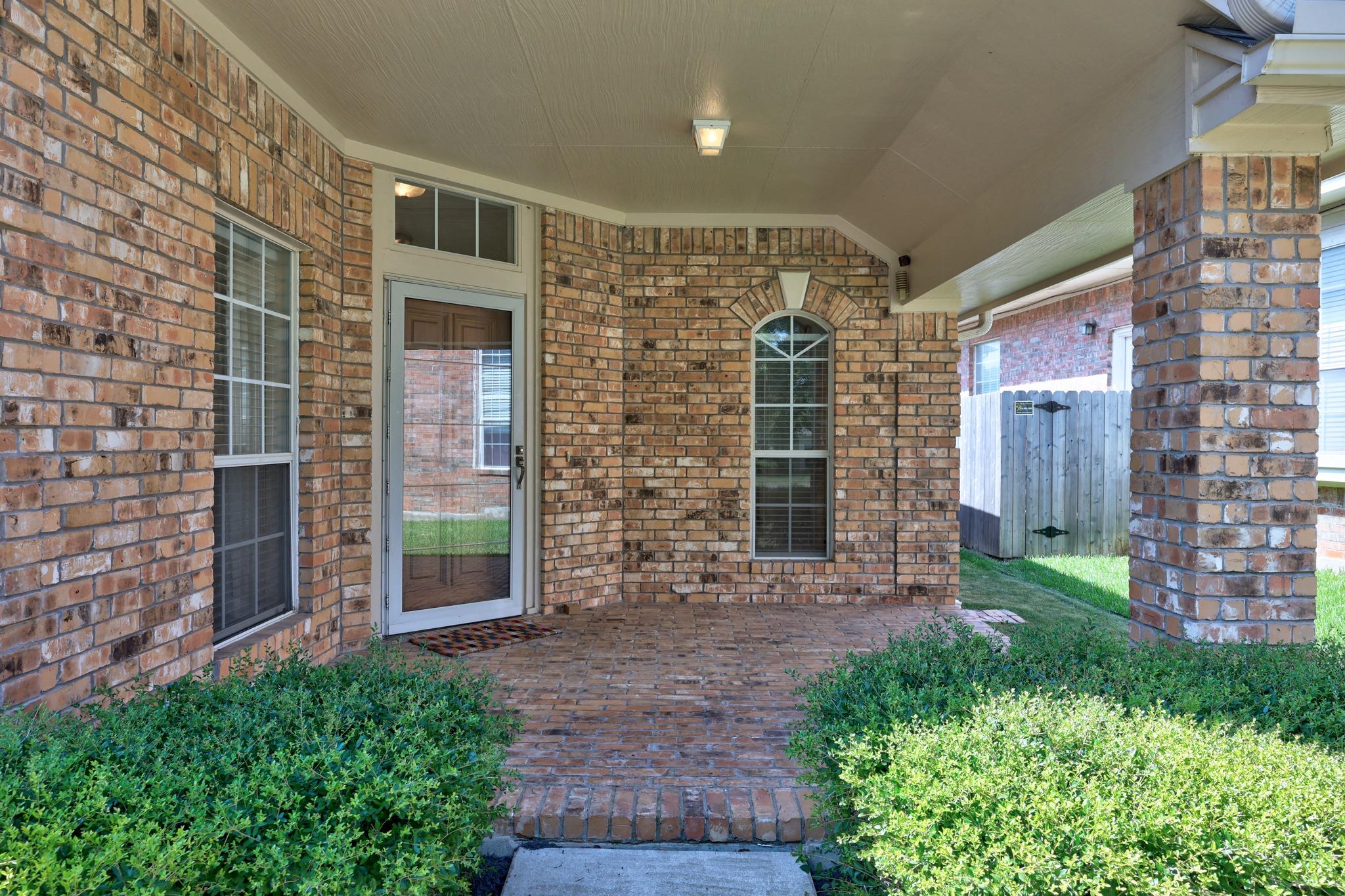10133 Cassandra Dr Property Photo 3