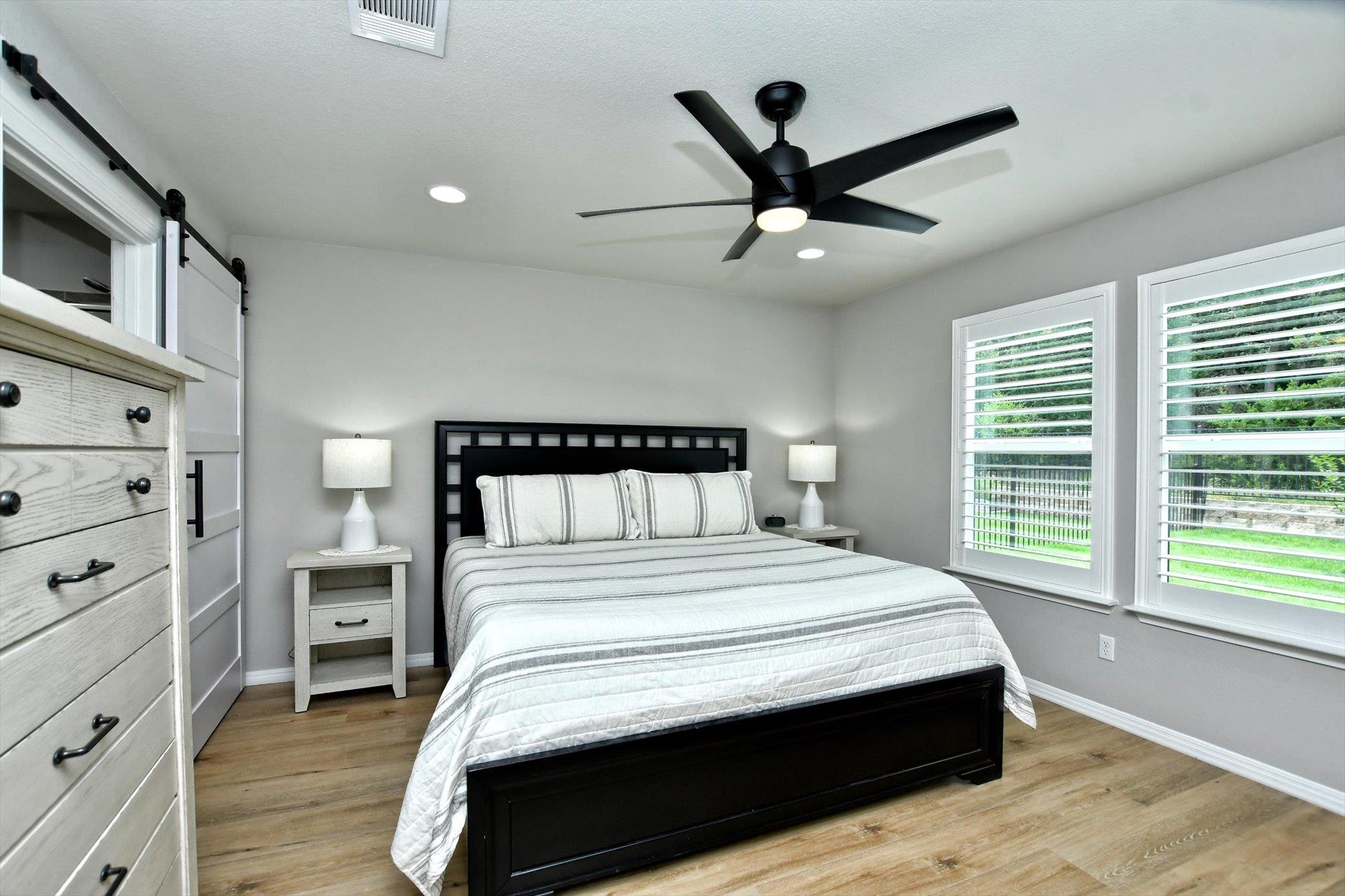 231 Hobby St Property Photo 15