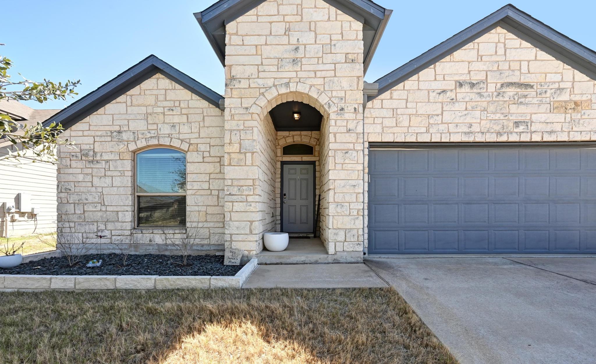 164 Diamondback Cv Property Photo