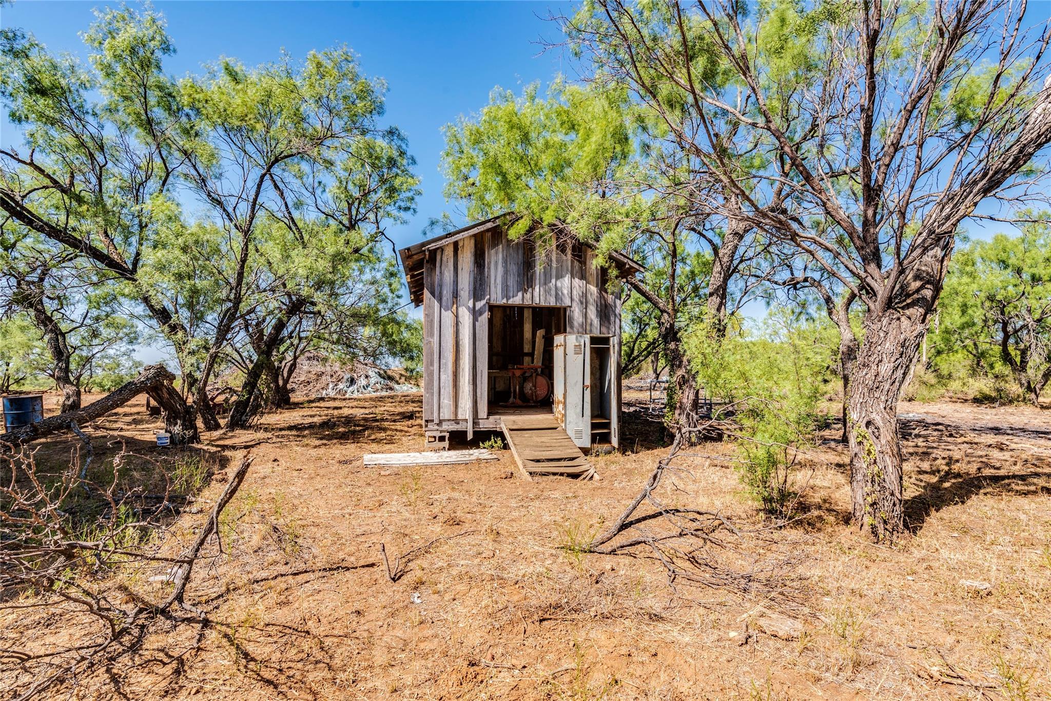 1099 County Road 247 Property Photo 12