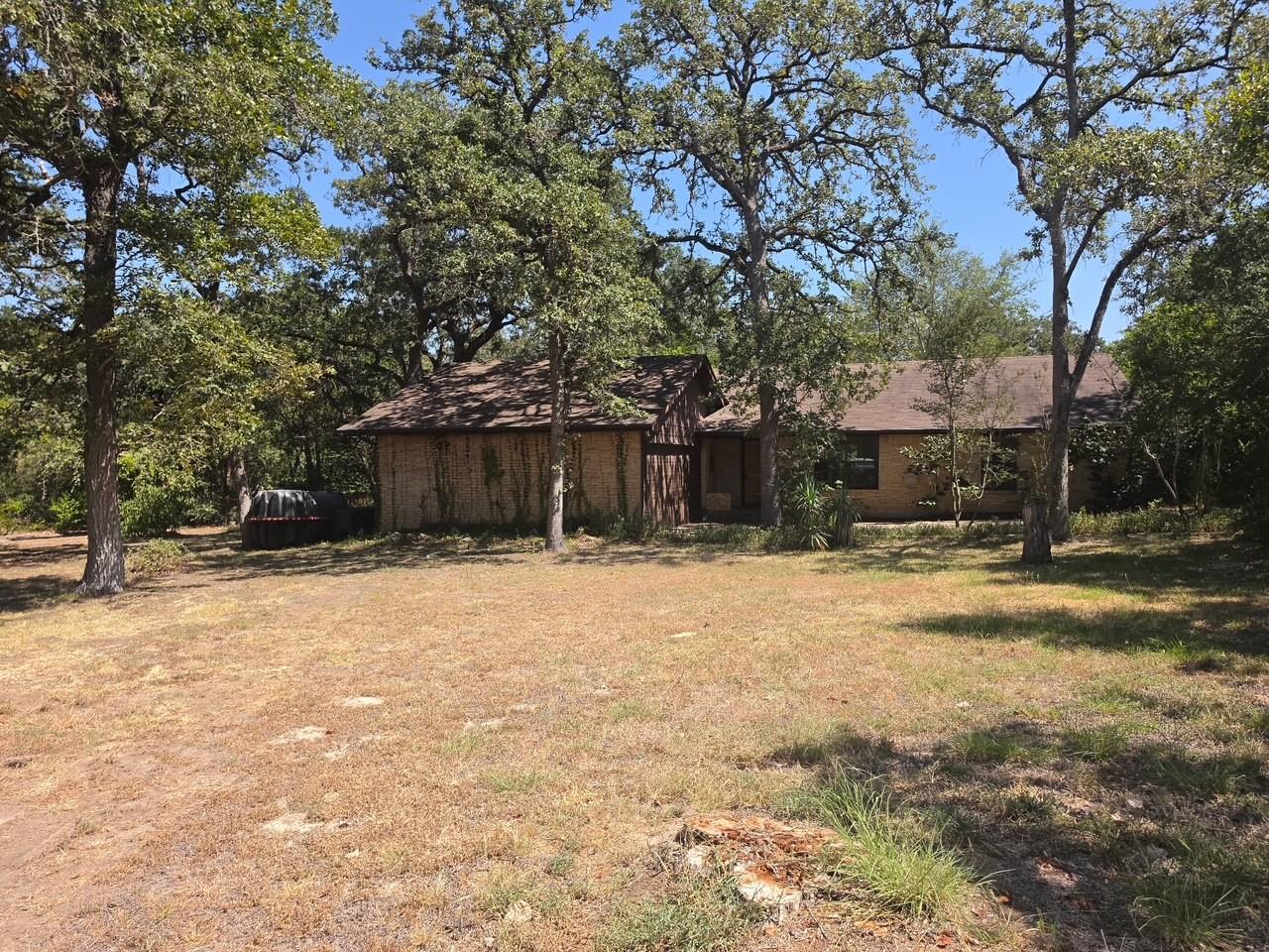 109 Pine Cone Ln Property Photo 1