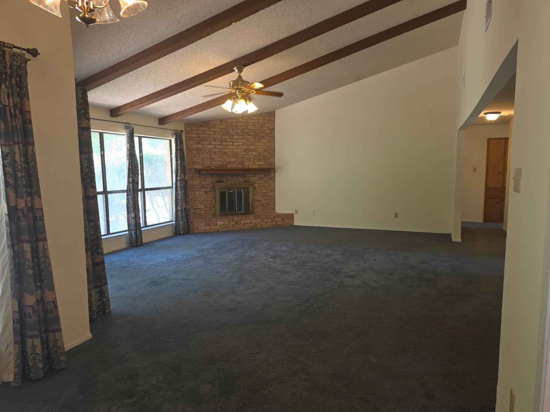109 Pine Cone Ln Property Photo 6