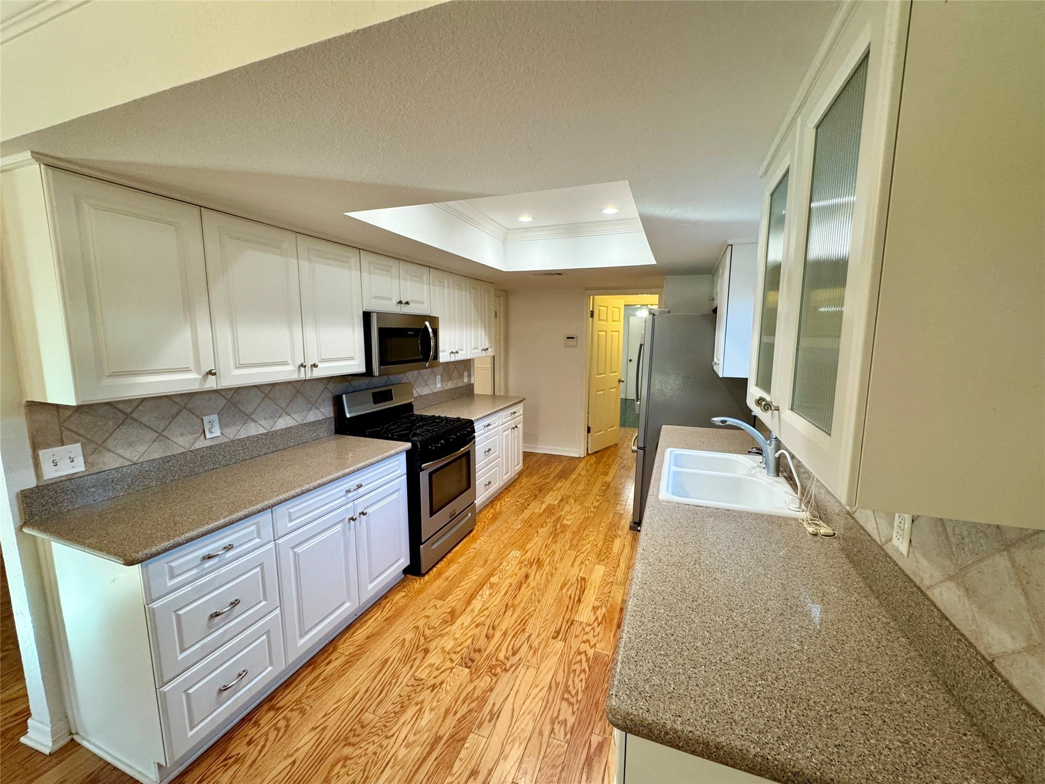 5109 Summerset Trl Property Photo 8