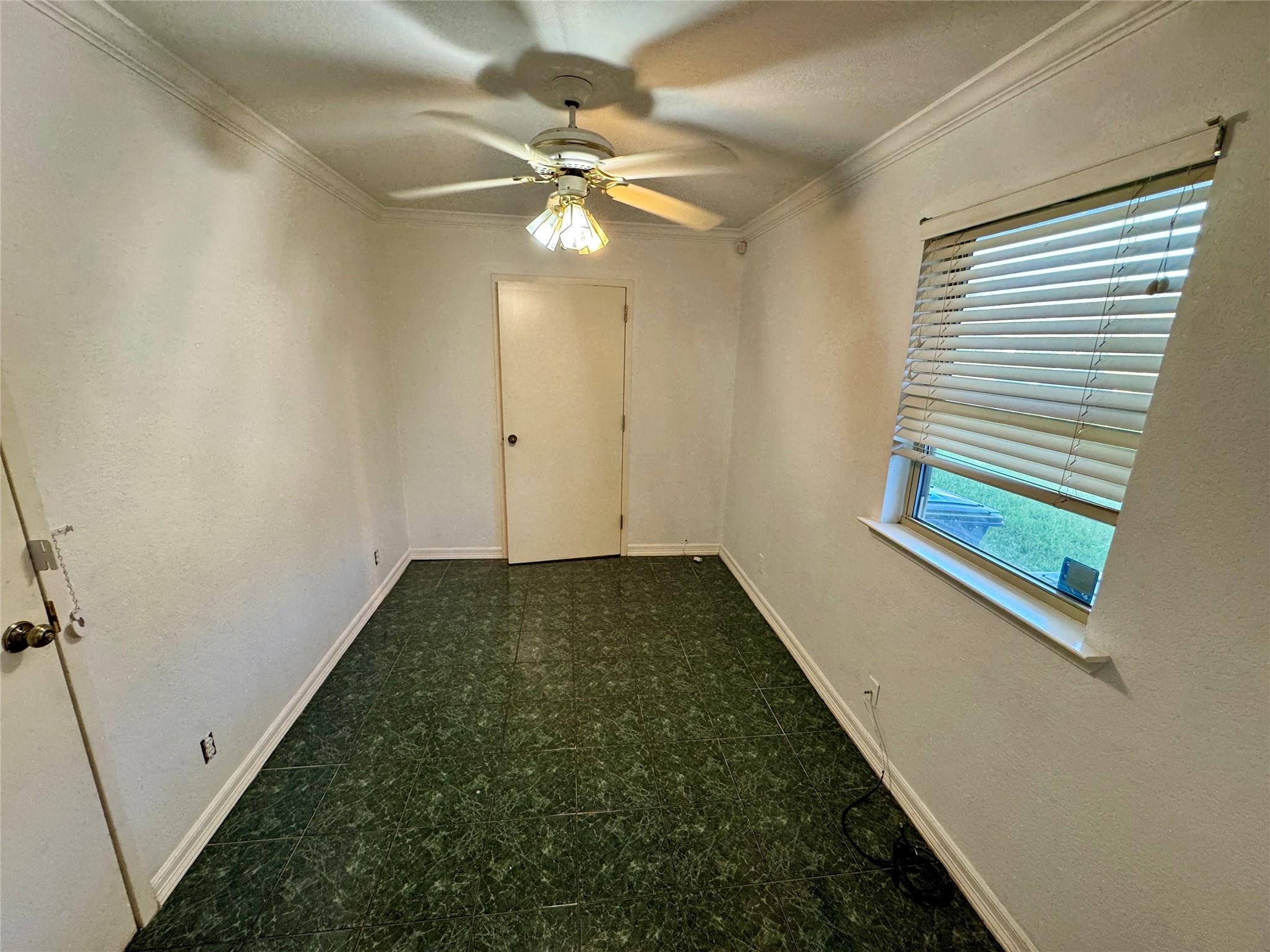 5109 Summerset Trl Property Photo 12
