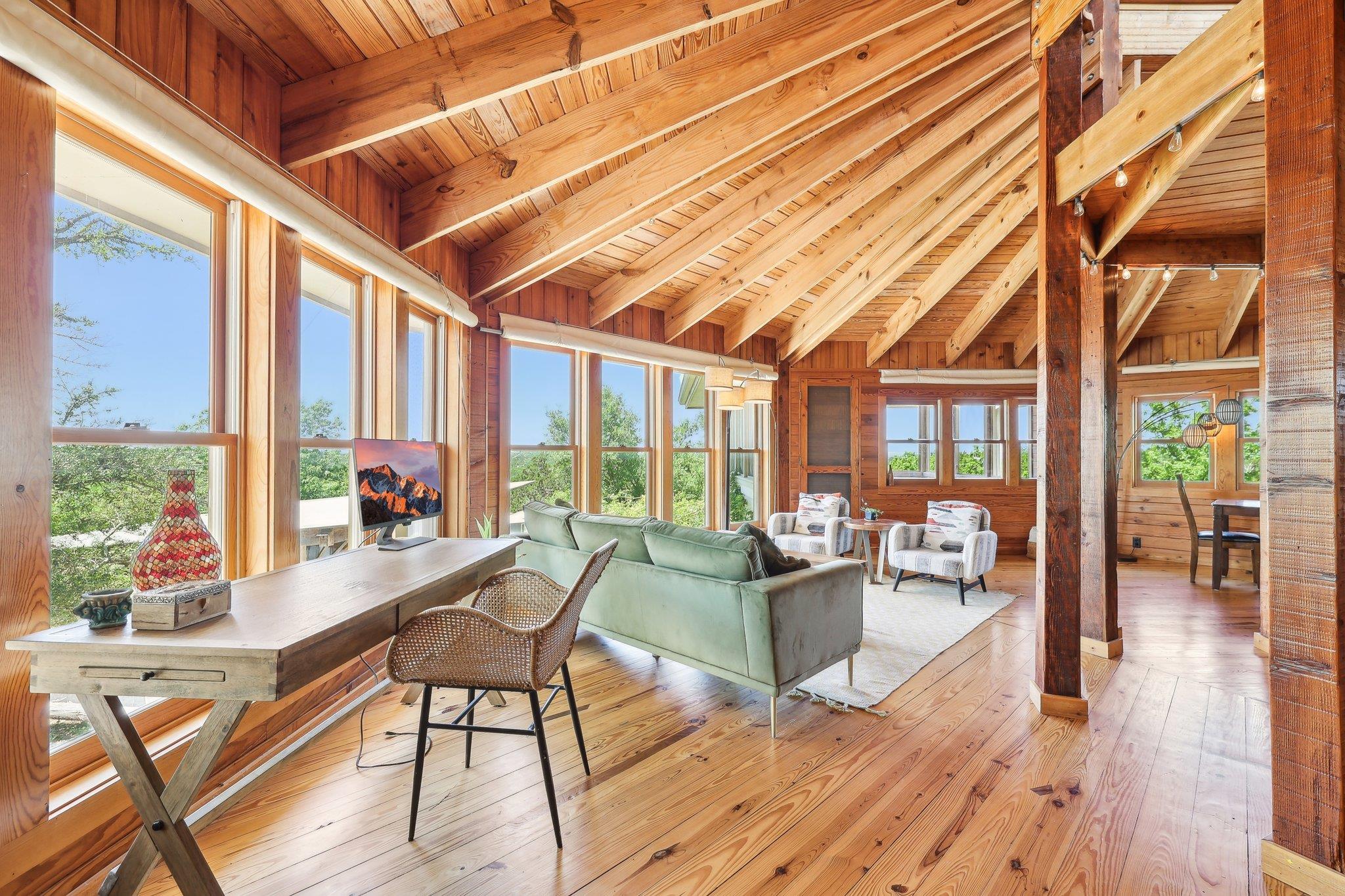 3700 Mcgregor Ln Property Photo 5