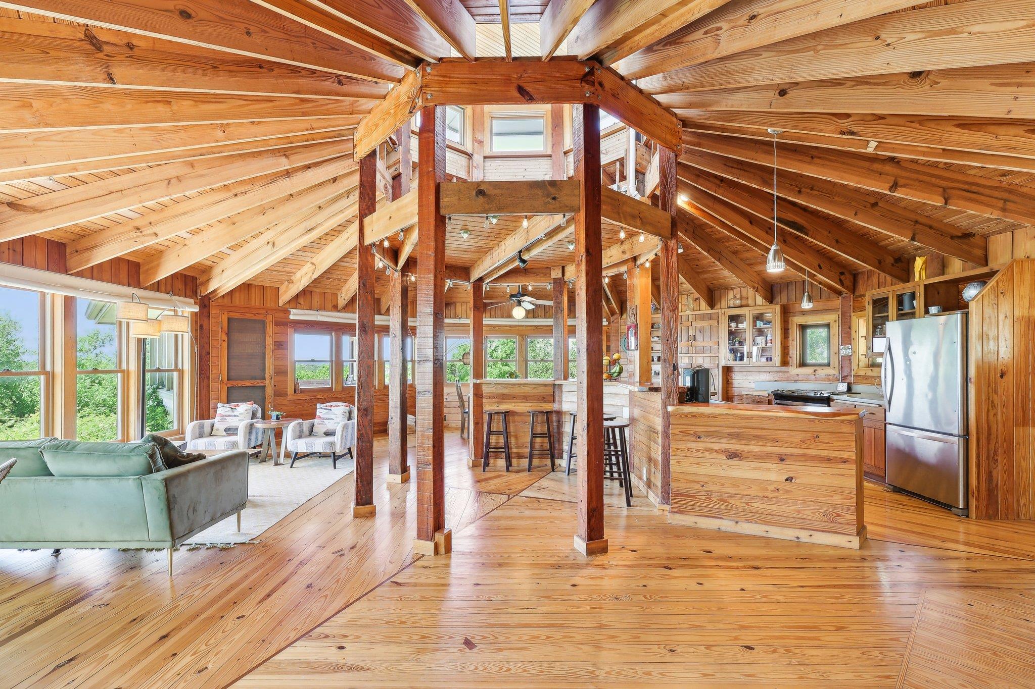 3700 Mcgregor Ln Property Photo 7