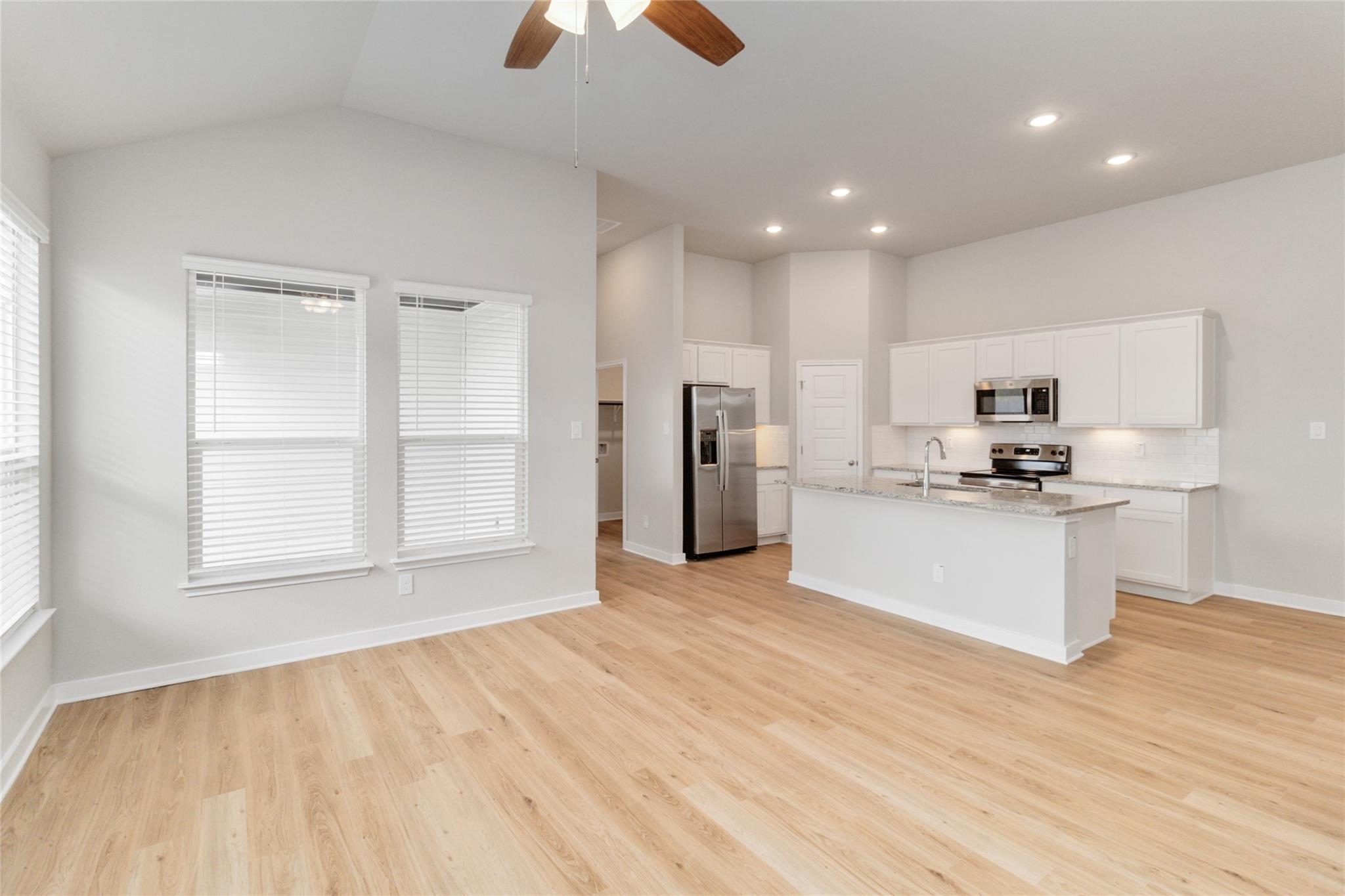 1020 Staglin St Property Photo 31