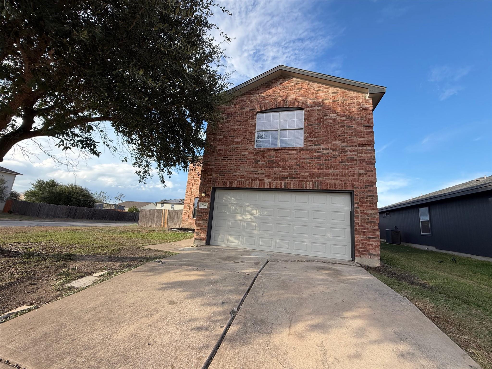 230 Phillips St Property Photo 1