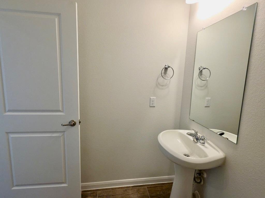 9900 Dalliance Ln Property Photo 25