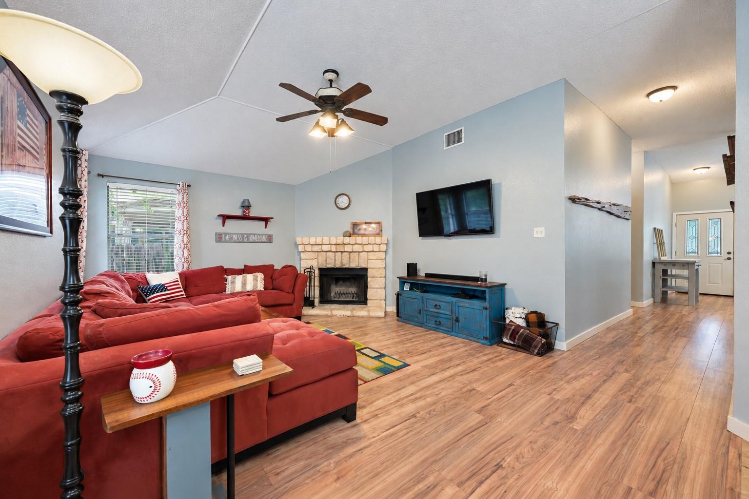 510 Maybrook Dr Property Photo 13