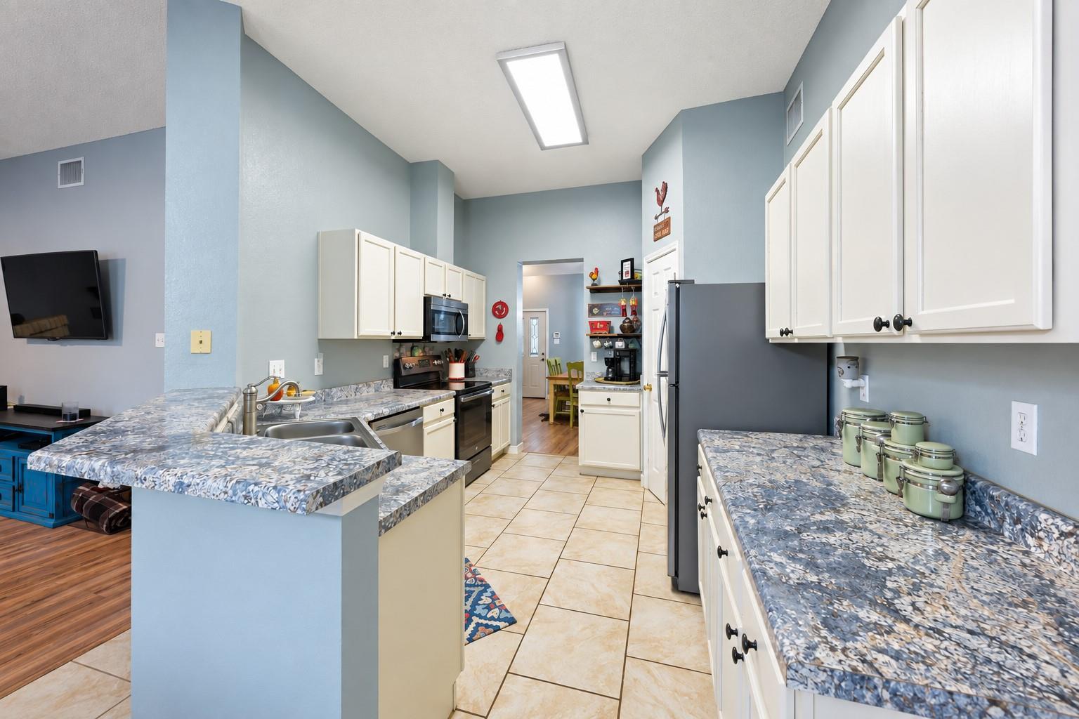 510 Maybrook Dr Property Photo 15