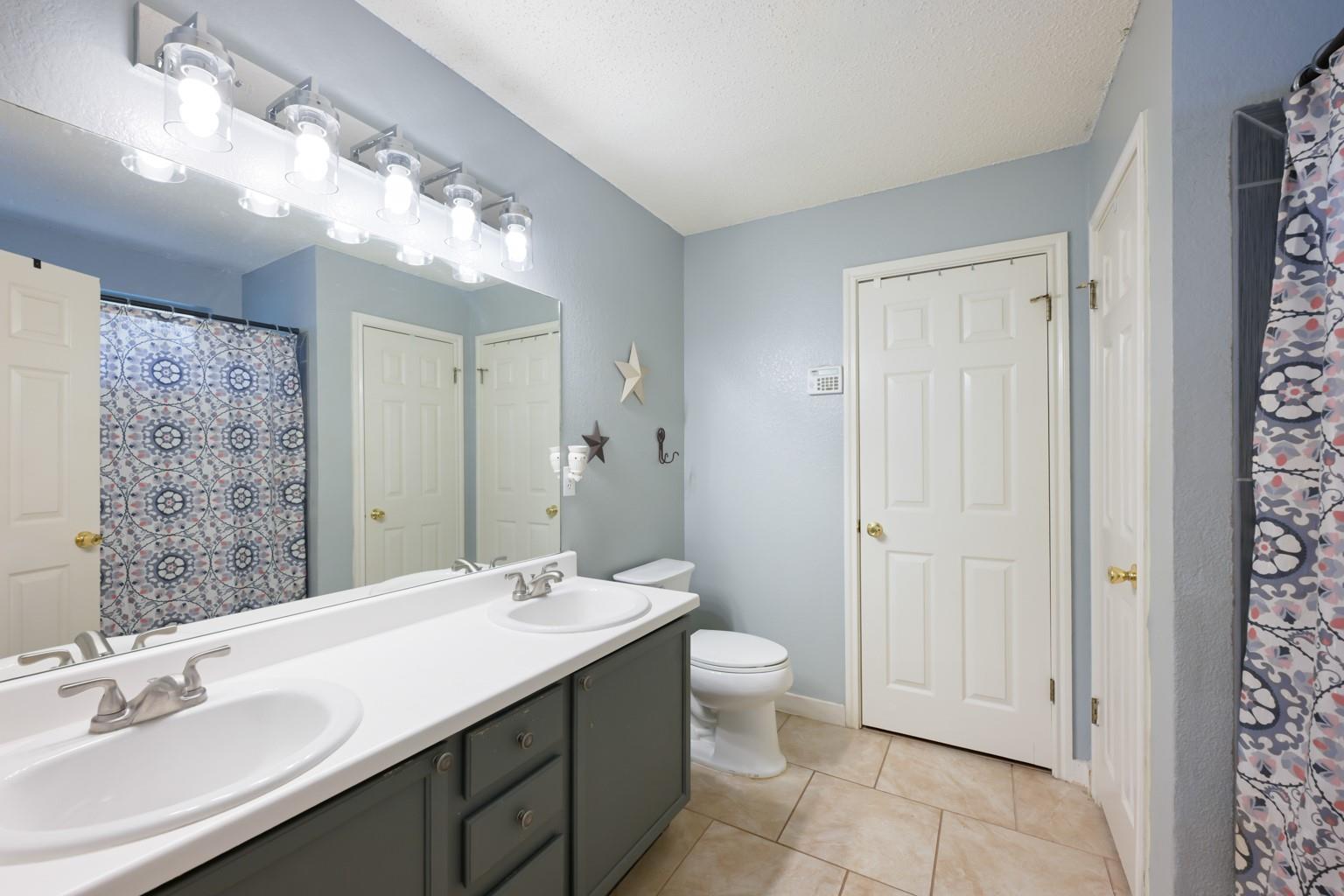 510 Maybrook Dr Property Photo 20