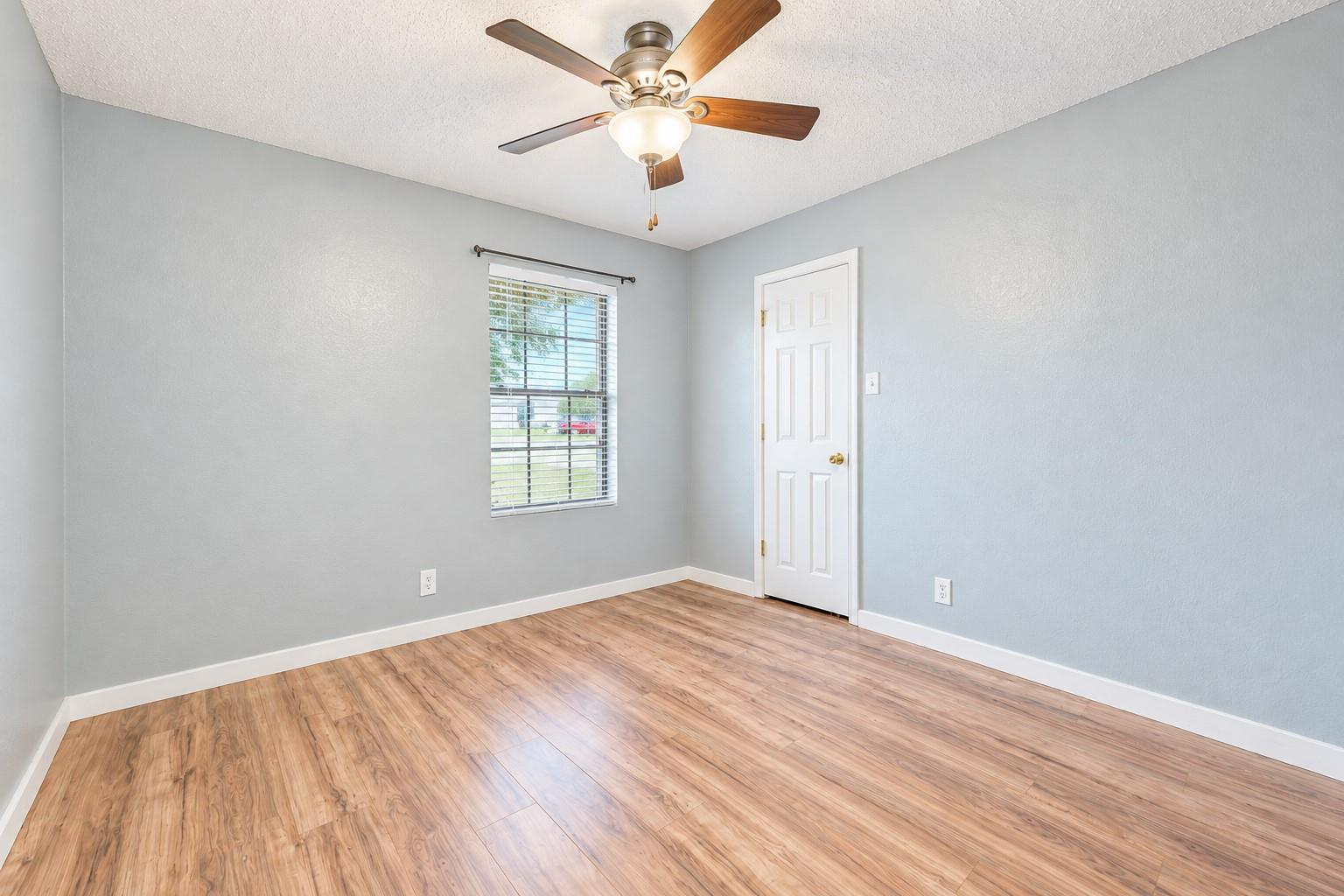 510 Maybrook Dr Property Photo 22