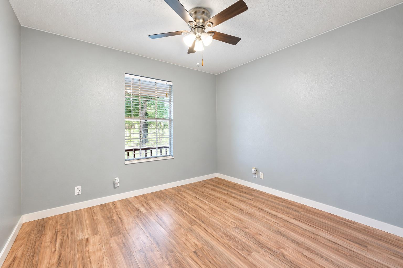 510 Maybrook Dr Property Photo 23