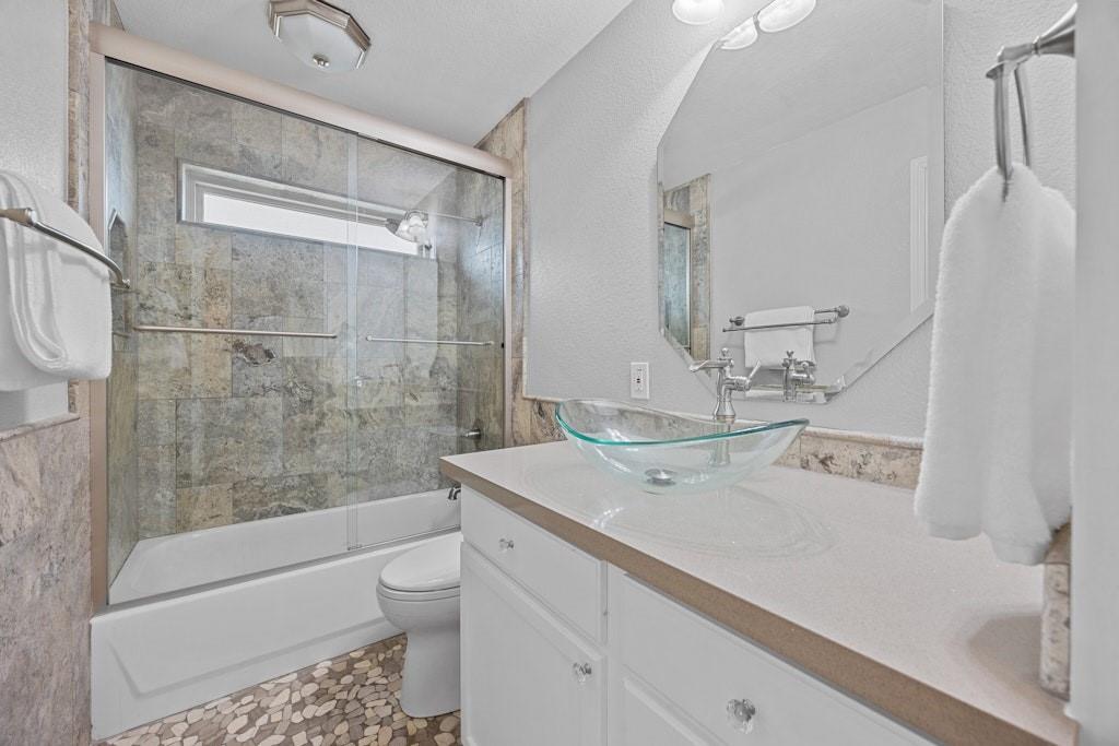 105 River Park Ln Property Photo 28