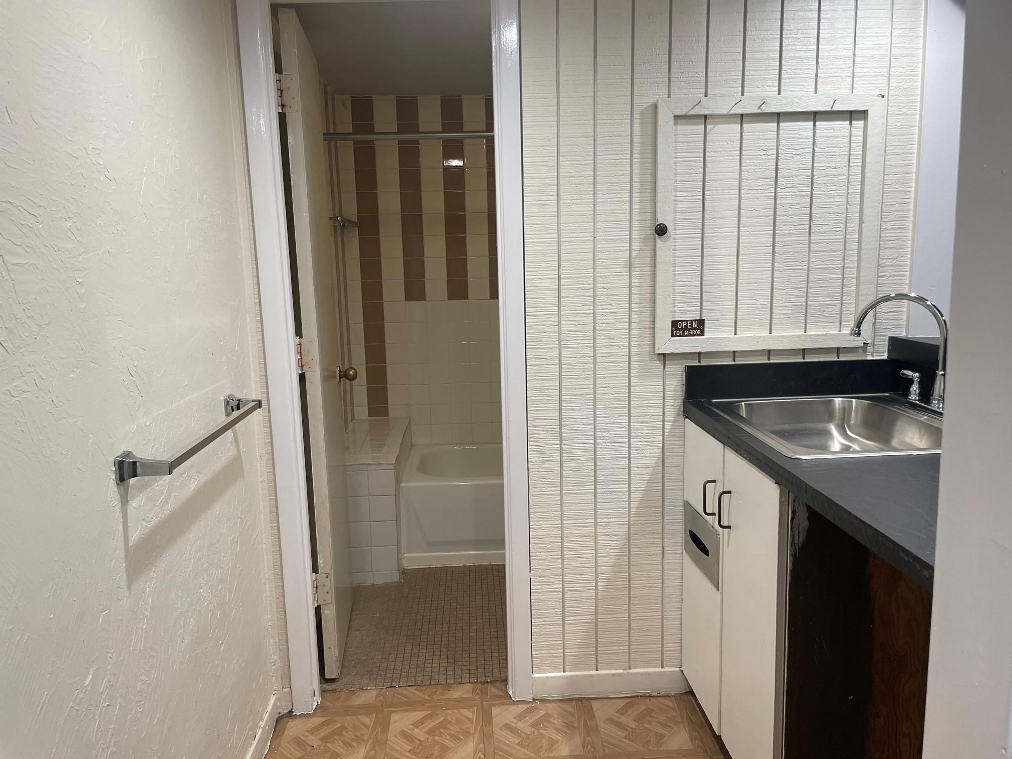 126 Conference Dr #216 Property Photo 7