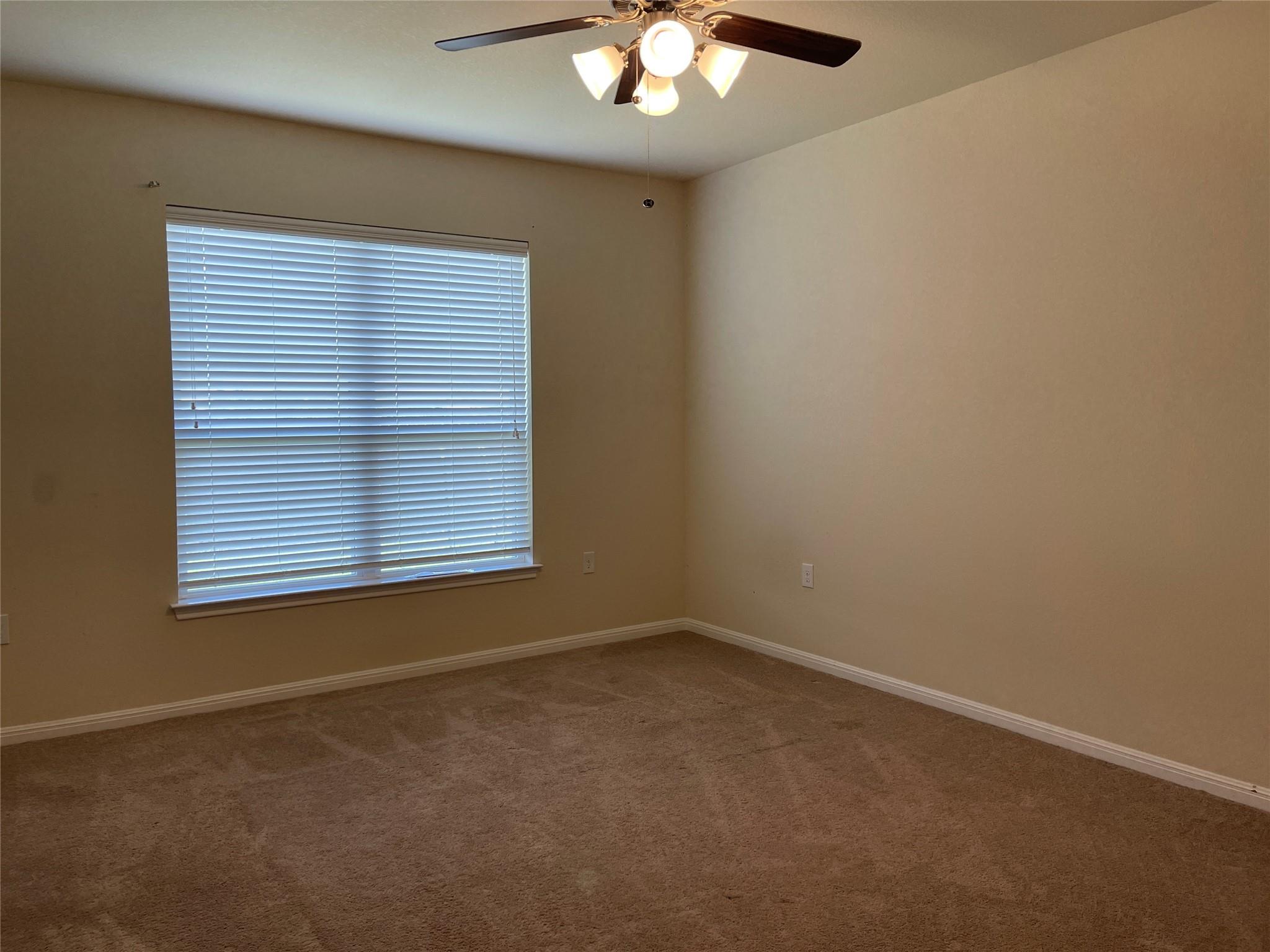 905 Fortrose Ter Property Photo 10