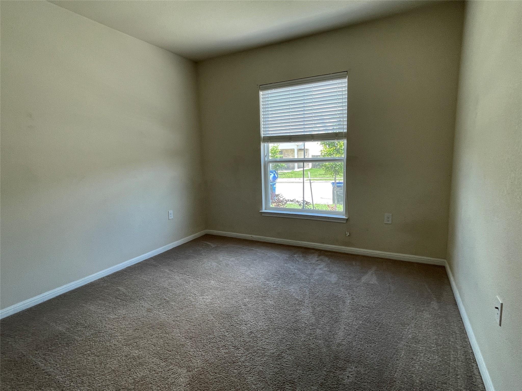 905 Fortrose Ter Property Photo 14