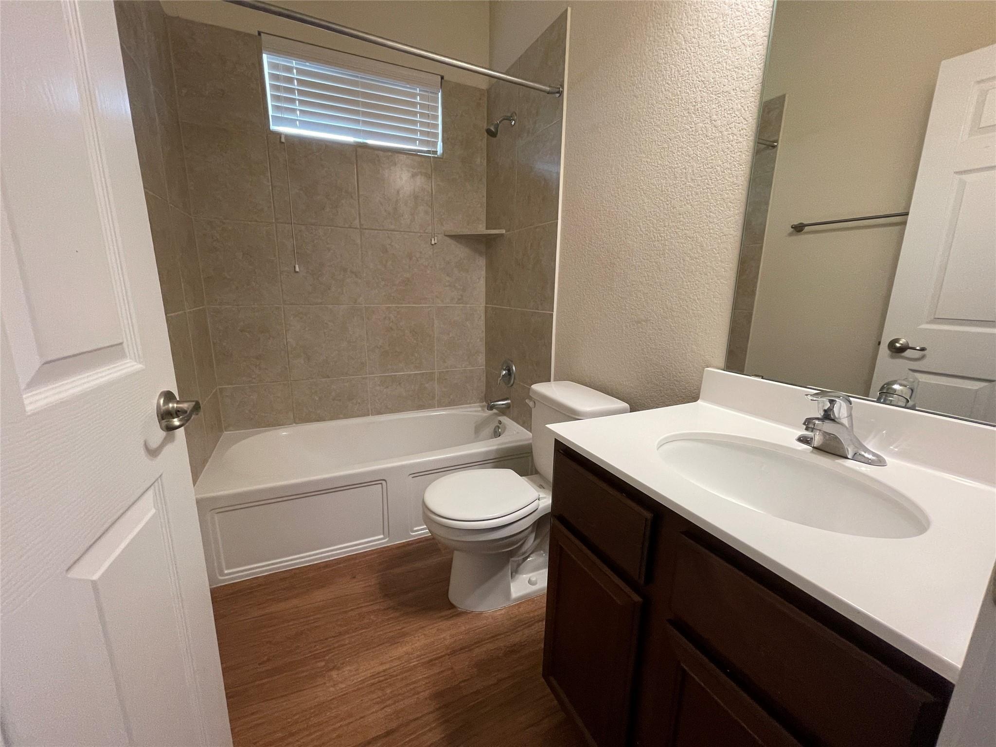 905 Fortrose Ter Property Photo 15