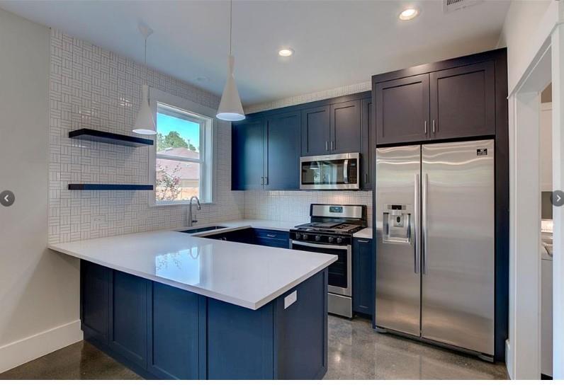 2821 Castro St #2 Property Photo 8