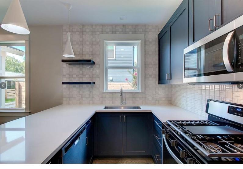 2821 Castro St #2 Property Photo 12