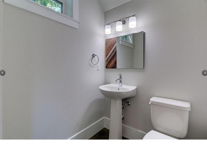 2821 Castro St #2 Property Photo 24