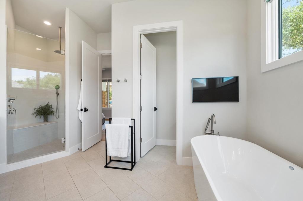 2600 Arion Cir Property Photo 15
