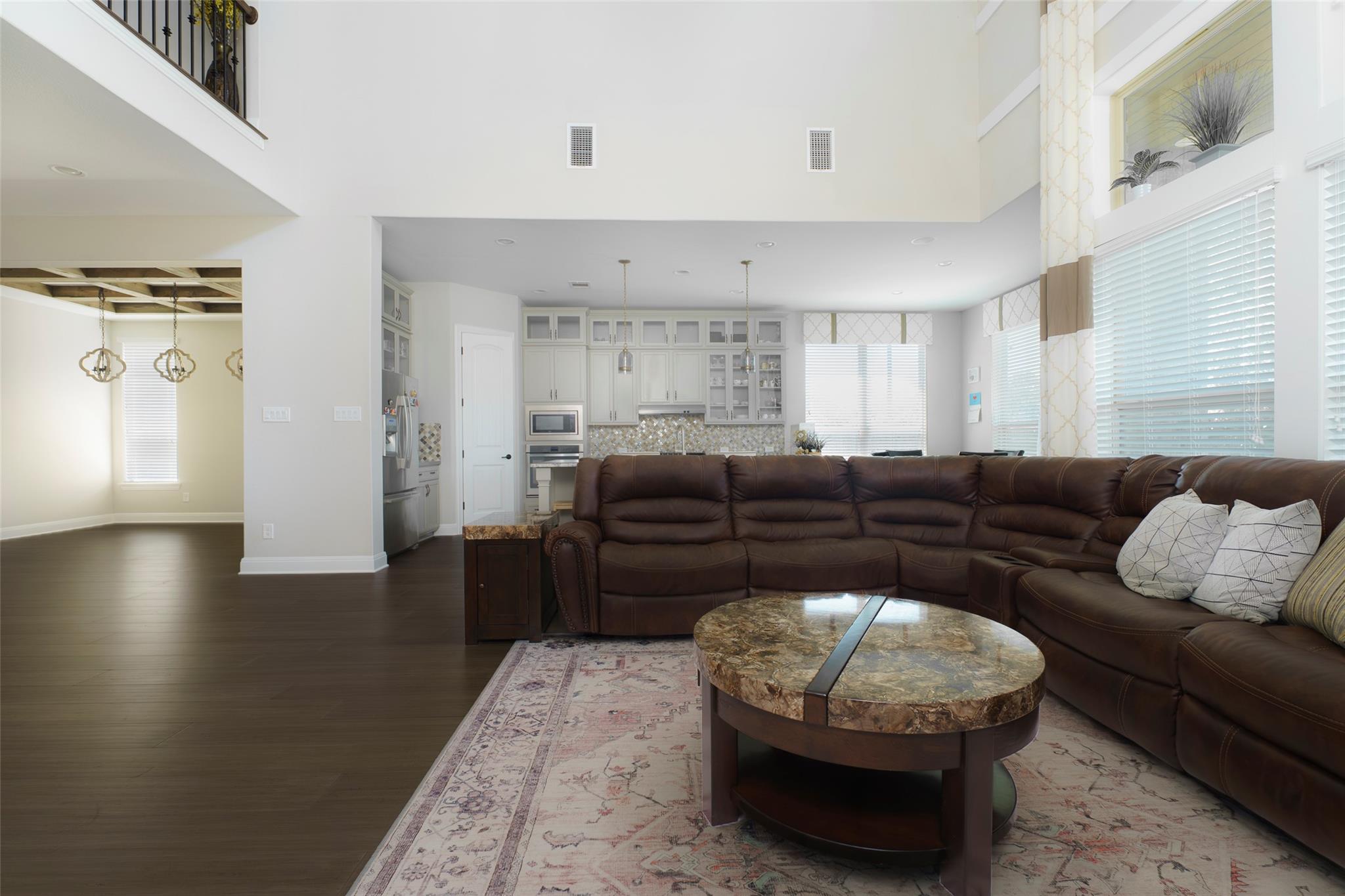 2305 Millbrook Loop Property Photo 5