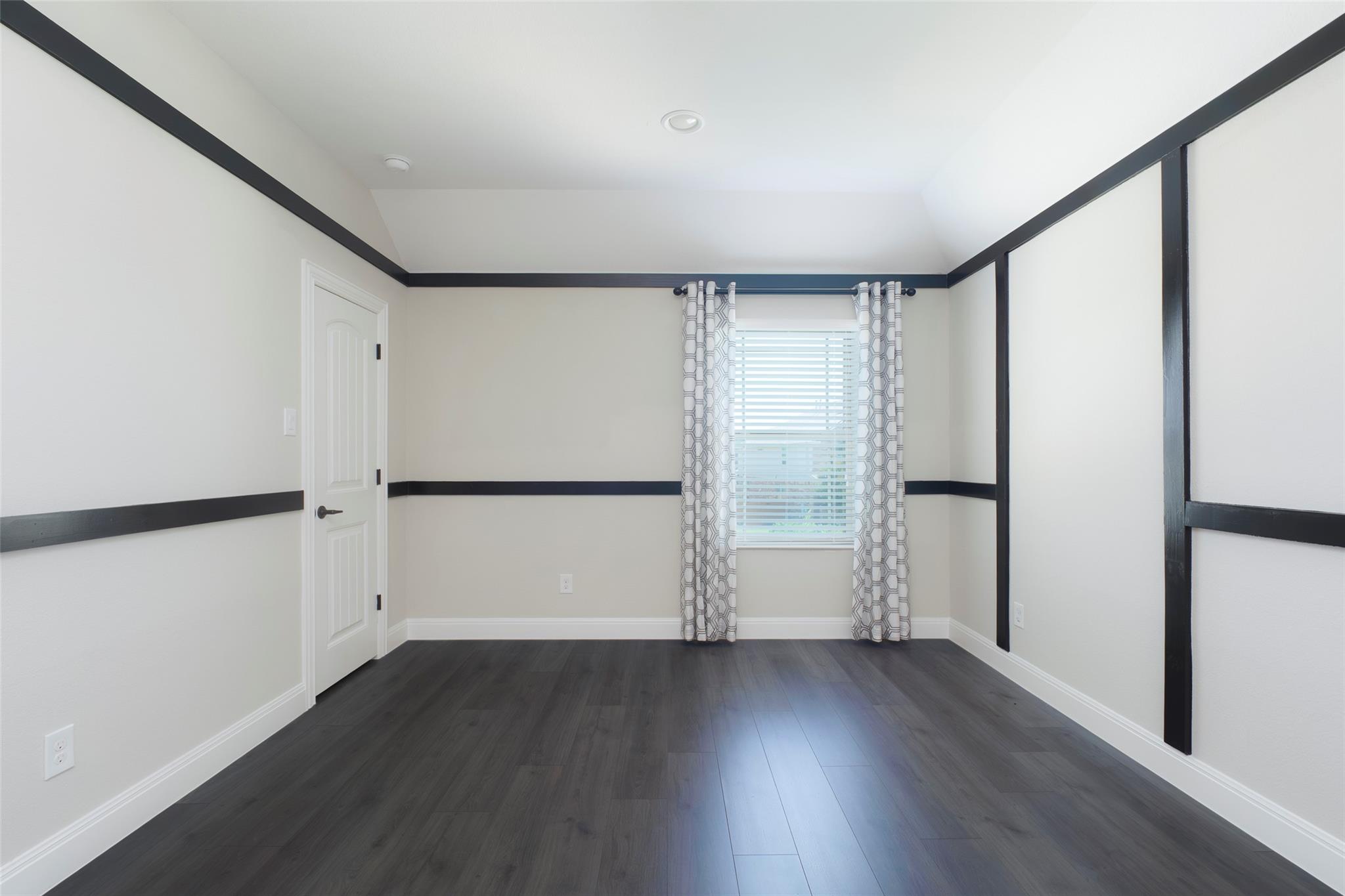 2305 Millbrook Loop Property Photo 14