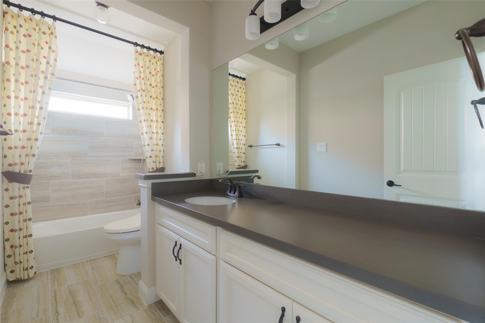 2305 Millbrook Loop Property Photo 20