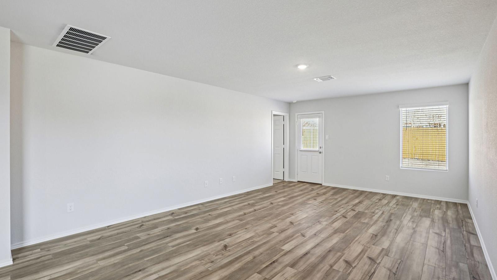 1207 Firewheel Dr Property Photo 13