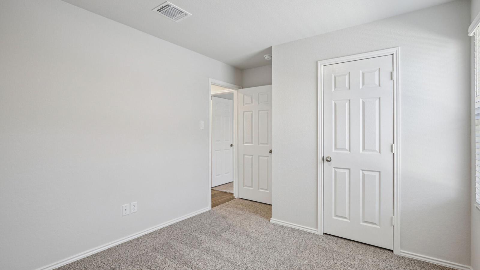 1207 Firewheel Dr Property Photo 23