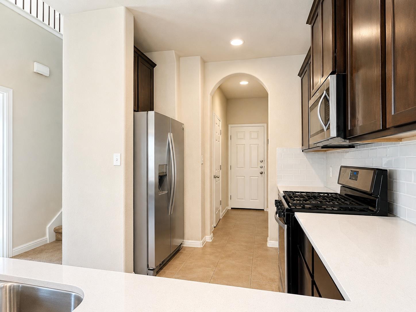 2304 S Lakeline Blvd #391 Property Photo 7