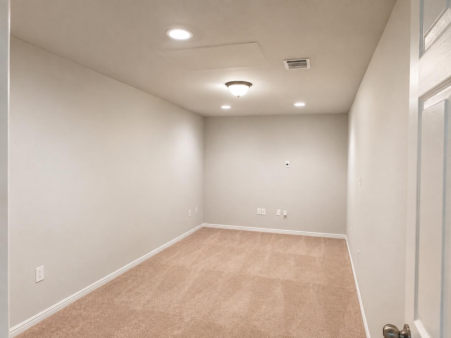 2304 S Lakeline Blvd #391 Property Photo 19