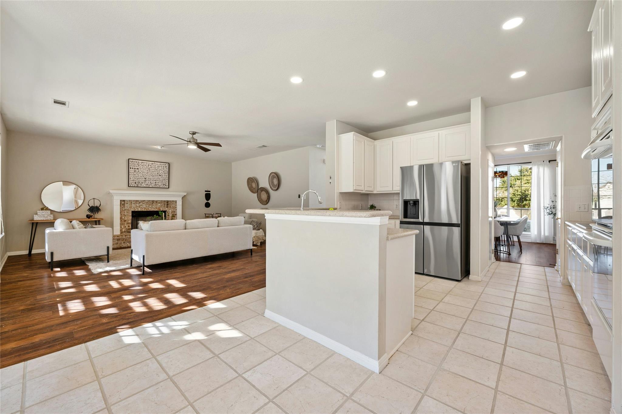12109 Carlsbad Dr Property Photo 14