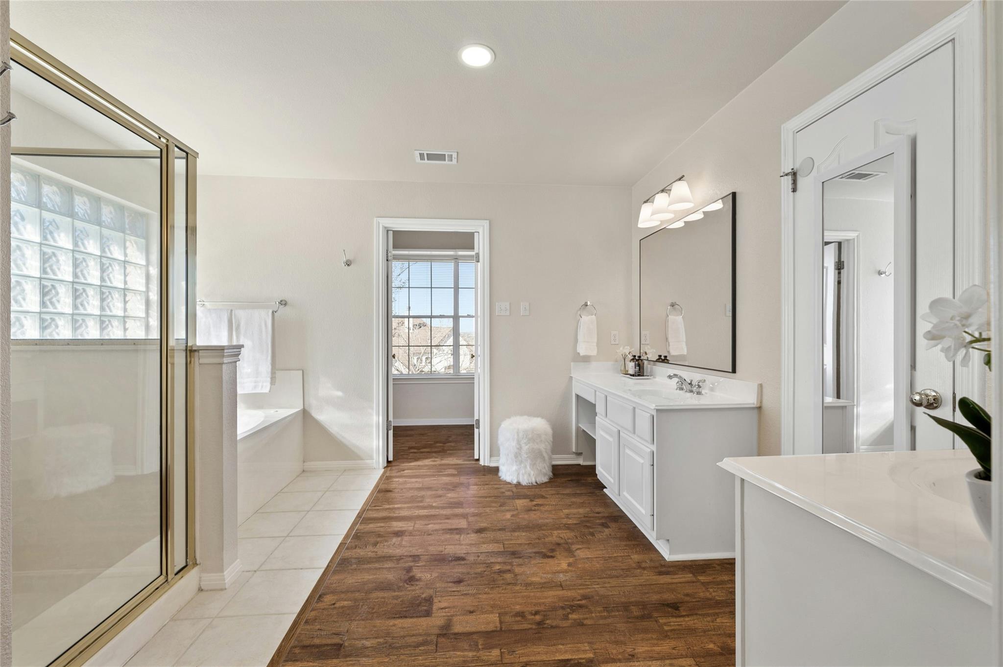 12109 Carlsbad Dr Property Photo 25