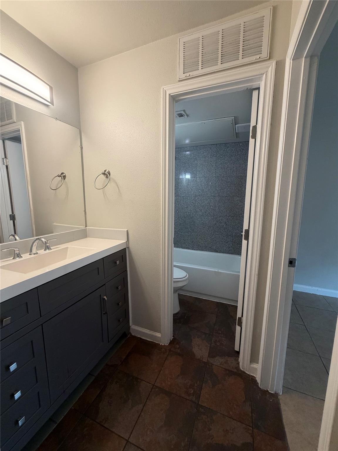 8017 Gessner Dr #113 Property Photo 7