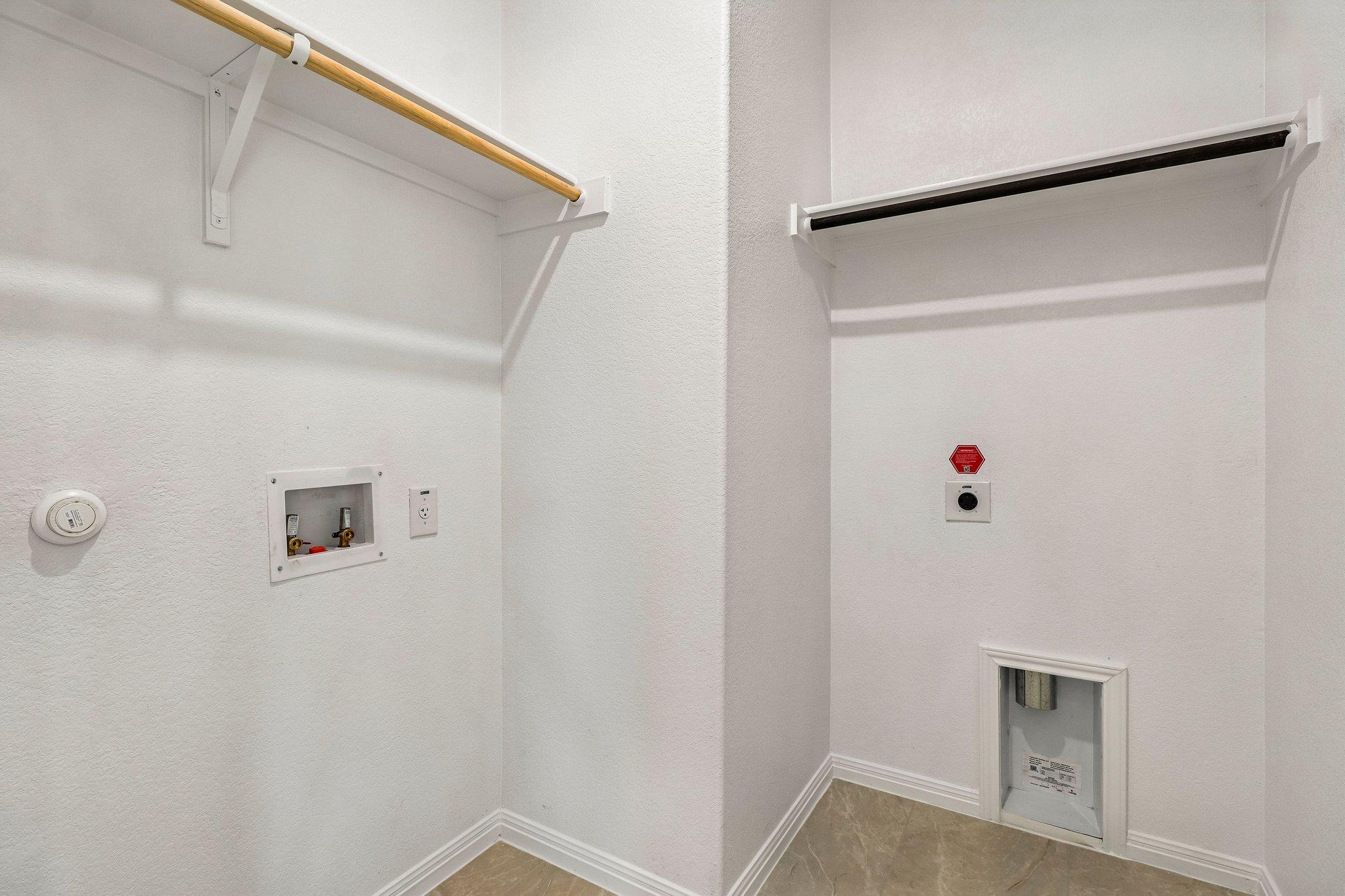 1505 Corsac Way Property Photo 17