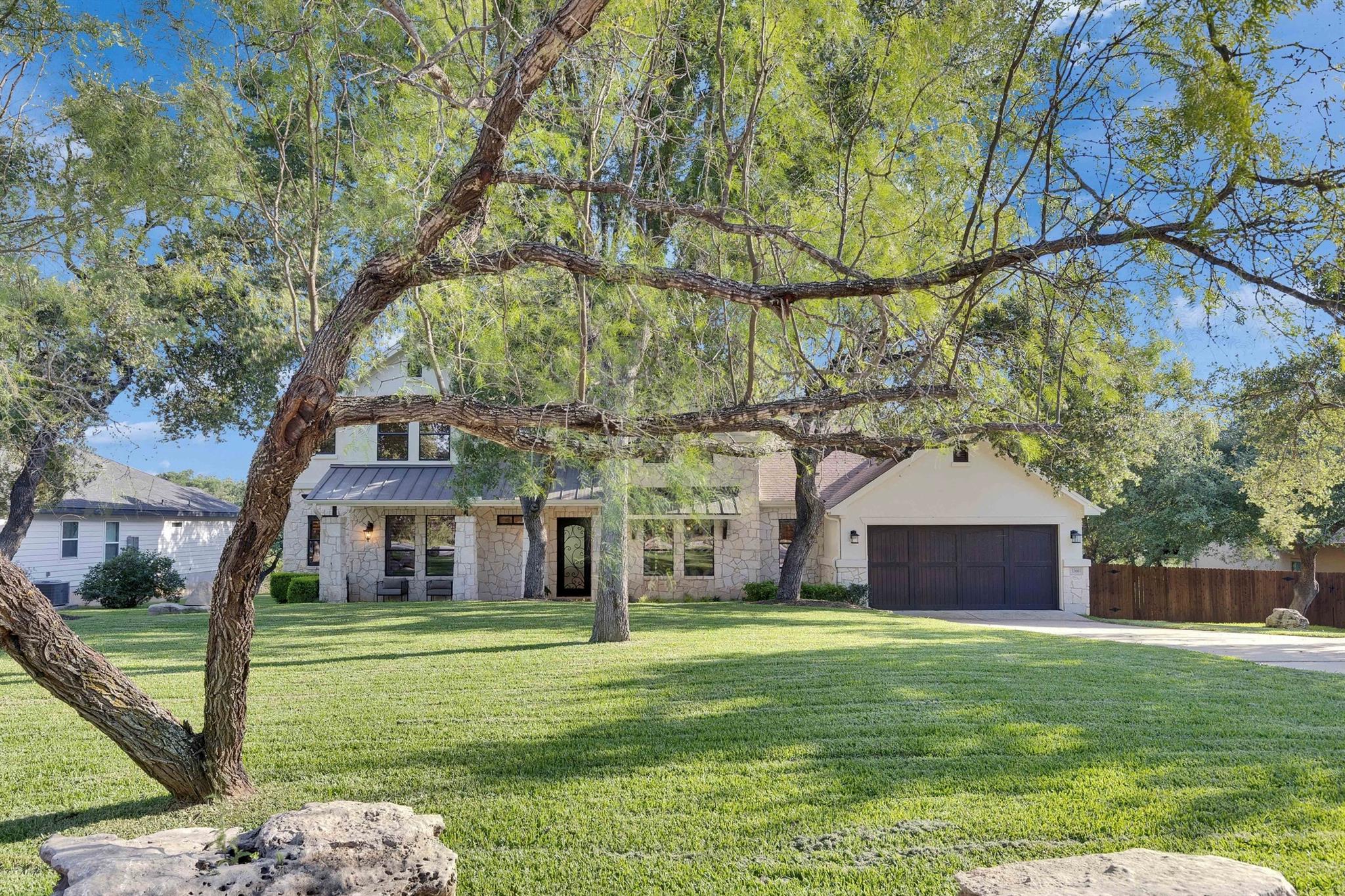 13601 Montview Dr Property Photo 1