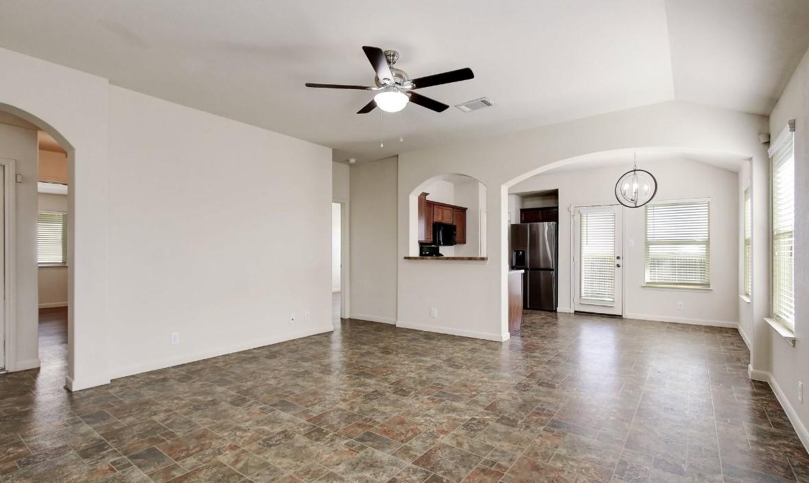 409 Teron Dr Property Photo 2